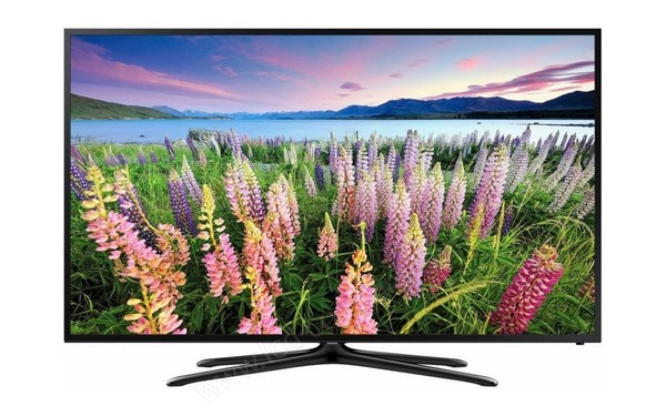 SAMSUNG UE58J5200AWXXC - Vue de face