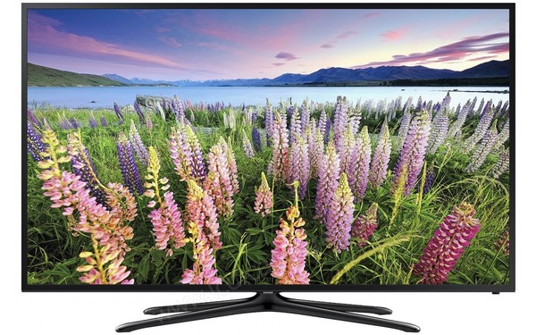 SAMSUNG UE58J5250SSXZG - Vue de face