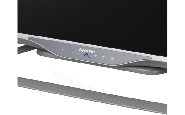 SHARP LC-39LE752E - Zoom sur la partie basse