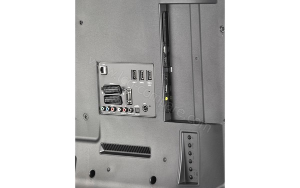 SHARP LC-42LE760E - Connectique