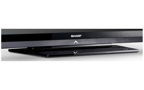SHARP LC-60LE635E - Zoom sur la partie basse