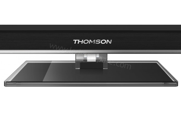 THOMSON 19HW4323 - Zoom sur la partie basse