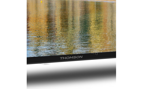 THOMSON 32FG2S14C - Zoom sur la partie basse