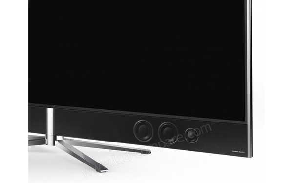 THOMSON 55UA9806 - Zoom sur le coin inf&eacute;rieur droit