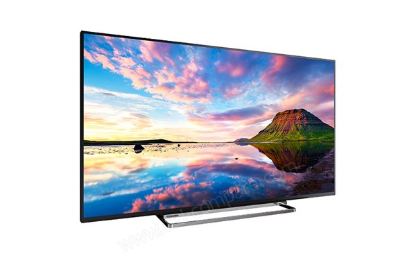 TOSHIBA 43U5863DG - Vue 3/4 gauche