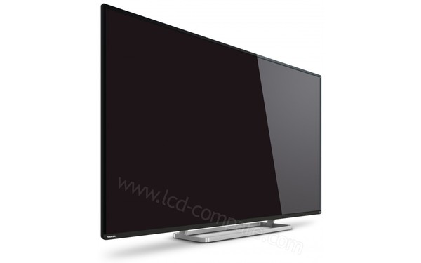 TOSHIBA 47L7453DG - Vue 3/4 gauche