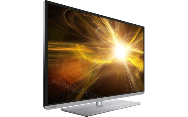TOSHIBA 48L5445DG - Vue 3/4 gauche