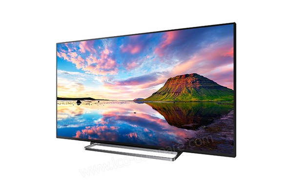 TOSHIBA 49U5863DA - Vue 3/4 droite