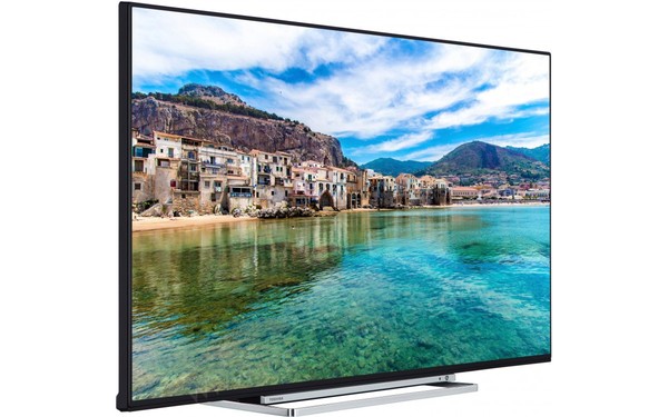 TOSHIBA 55U5863DA - Vue 3/4 gauche