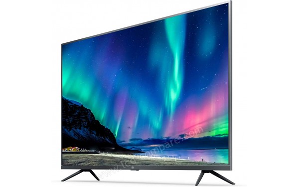 XIAOMI Mi TV 4S 43 - Vue 3/4 droite